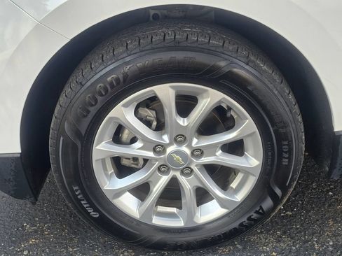 Used 2018 Chevrolet Equinox LT FWD image 10