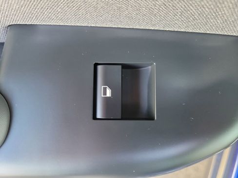 Used 2025 Kia K4 EX image 15