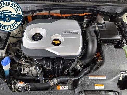 Used 2017 Kia Optima EX w/ Technology Package FWD image 42