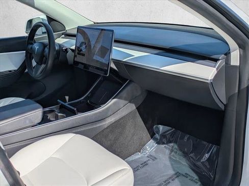 Used 2020 Tesla Model Y Long Range AWD/4WD image 21
