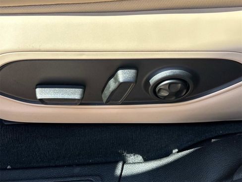 New 2025 Jeep Grand Cherokee Limited w/ Luxury Tech Group II image 24