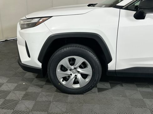 Used 2023 Toyota RAV4 LE FWD image 11