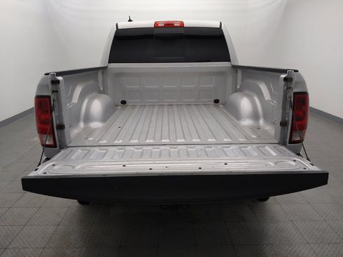 Used 2018 RAM 1500 Lone Star image 29