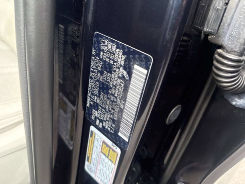 Used 2023 Kia Sorento SX Prestige image 22