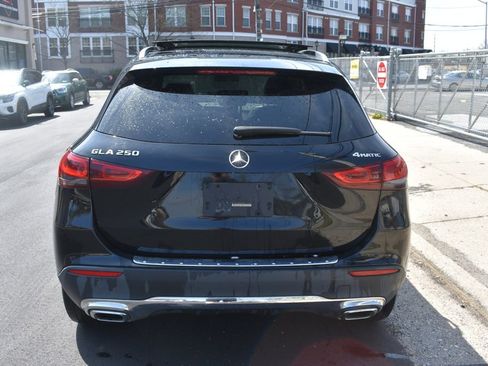 Used 2021 Mercedes-Benz GLA 250 4MATIC image 7