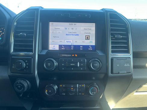 Used 2020 Ford F150 XLT w/ Equipment Group 302A Luxury image 11