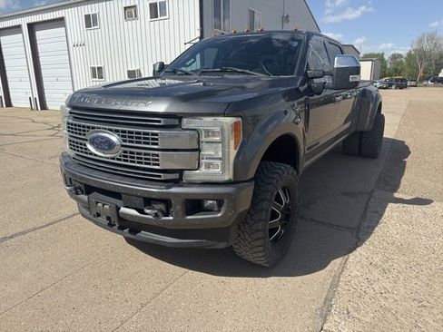 Used 2017 Ford F350 Platinum w/ Platinum Ultimate Package AWD/4WD image 5