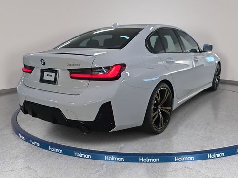 New 2026 BMW 330i Sedan w/ M Sport Package image 4