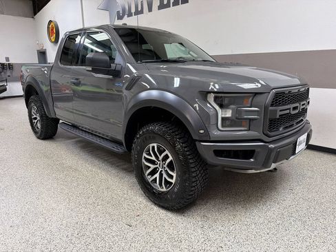 Used 2018 Ford F150 Raptor w/ Equipment Group 801A Mid AWD/4WD image 31