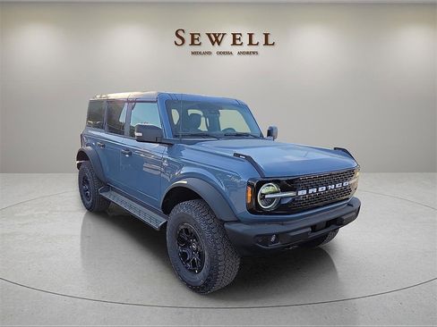 New 2025 Ford Bronco Outer Banks w/ Sasquatch Package image 6