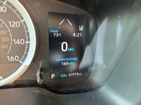 Used 2022 Toyota Corolla LE image 10