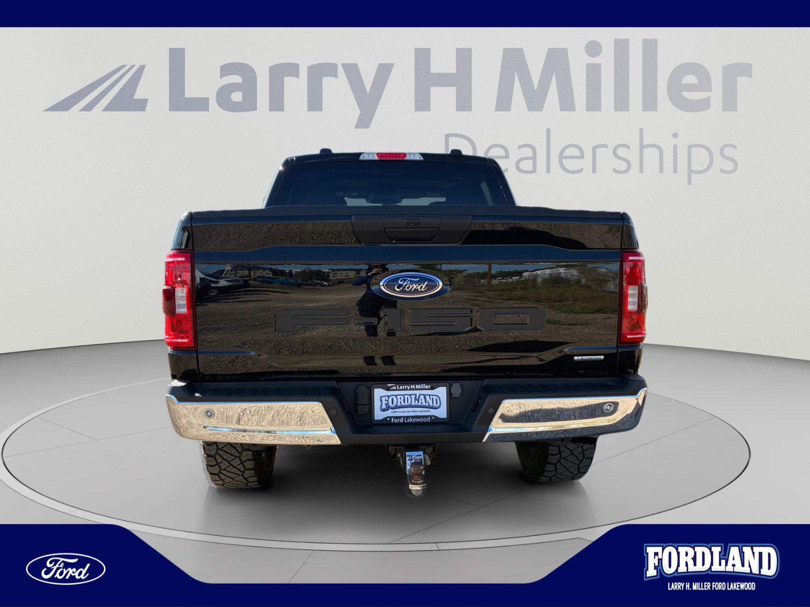 Used 2023 Ford F150 XLT w/ Equipment Group 301A Mid AWD/4WD image 4