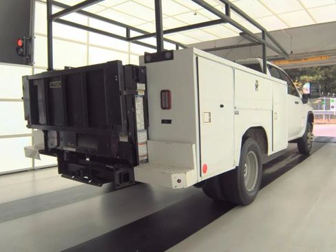 Used 2021 Chevrolet Silverado 3500 W/T w/ WT Convenience Package RWD image 4