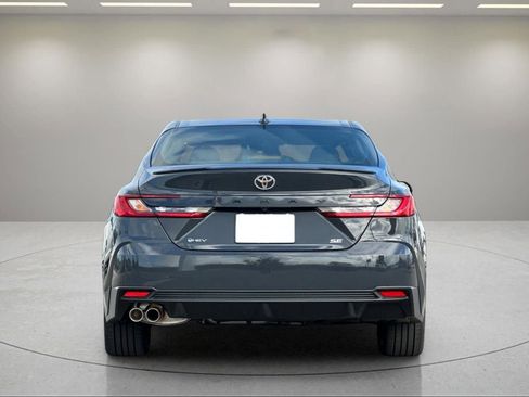 New 2026 Toyota Camry SE image 4