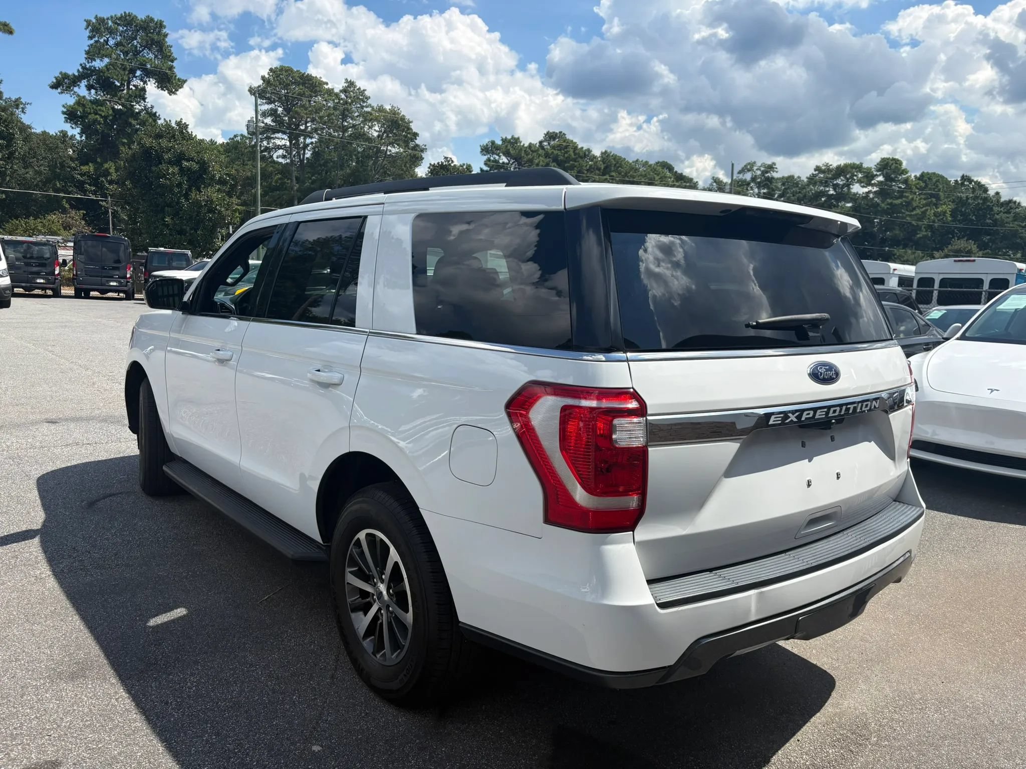Used 2020 Ford Expedition XL AWD/4WD image 13