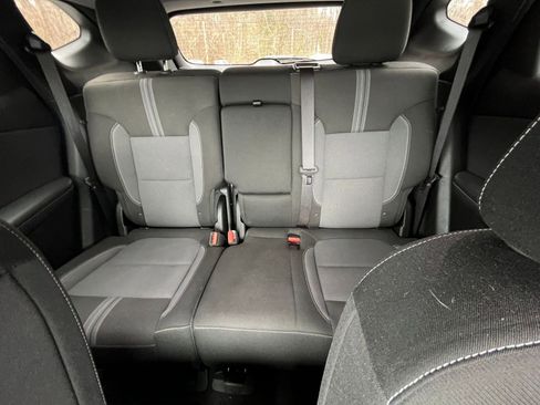 Used 2025 Chevrolet Blazer LT image 33