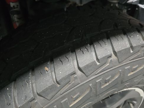 Used 2022 Jeep Gladiator Rubicon w/ Trailer Tow Package image 17