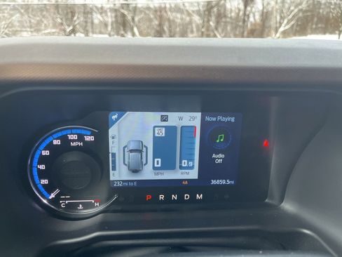 Used 2023 Ford Bronco Outer Banks image 7