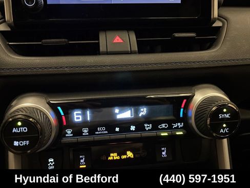 Used 2023 Toyota RAV4 SE w/ Convenience Package AWD/4WD image 21