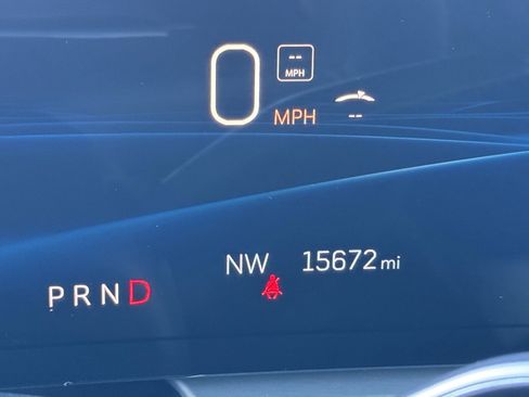 Used 2024 Cadillac Lyriq Luxury image 23