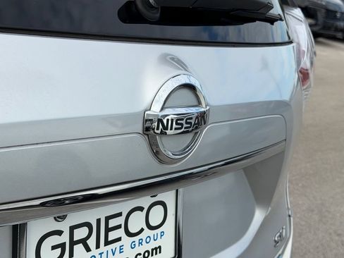 Used 2014 Nissan Rogue SV FWD image 15