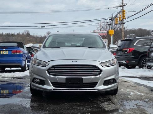 Used 2015 Ford Fusion SE w/ Equipment Group 201A FWD image 8