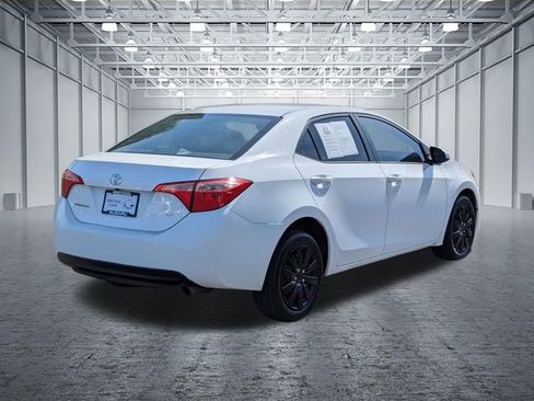Used 2019 Toyota Corolla LE image 5