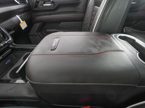 Used 2026 GMC Yukon XL AT4 Ultimate image 33