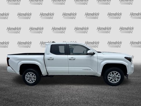 Certified 2025 Toyota Tacoma SR5 RWD image 11