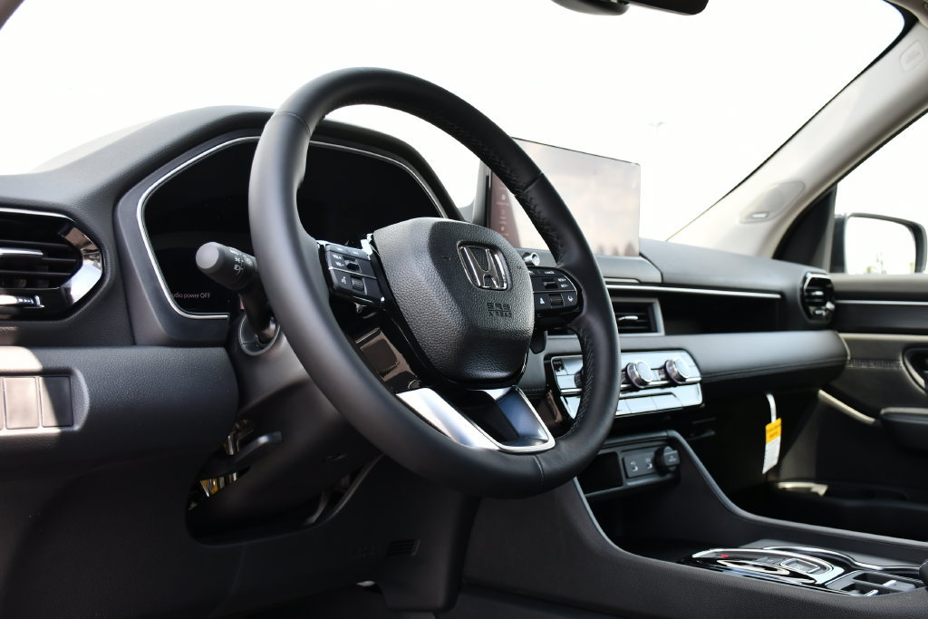 New 2026 Honda Pilot Touring image 13