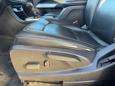 Used 2018 Chevrolet Colorado ZR2 image 12