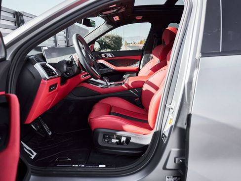 Used 2026 BMW X6 M Competition w/ Executive Package AWD/4WD image 32