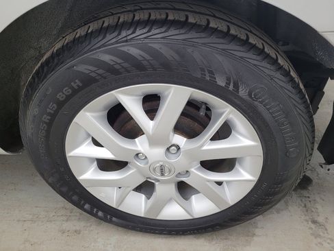 Used 2018 Nissan Versa SV w/ SV Special Edition FWD image 31