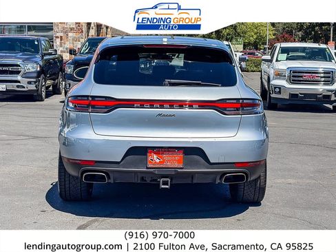 Used 2020 Porsche Macan AWD/4WD image 3