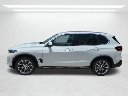 New 2026 BMW X5 sDrive40i w/ Parking Assistance Package RWD image 7