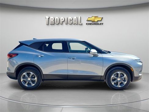 New 2026 Chevrolet Blazer LT image 6