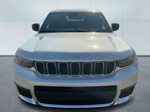 Certified 2025 Jeep Grand Cherokee L Laredo w/ Luxury Tech Group I AWD/4WD image 10
