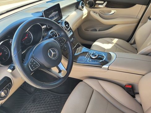 Used 2019 Mercedes-Benz GLC 300 4MATIC image 14