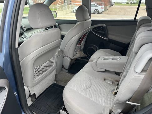 Used 2007 Toyota RAV4 Limited AWD/4WD image 14