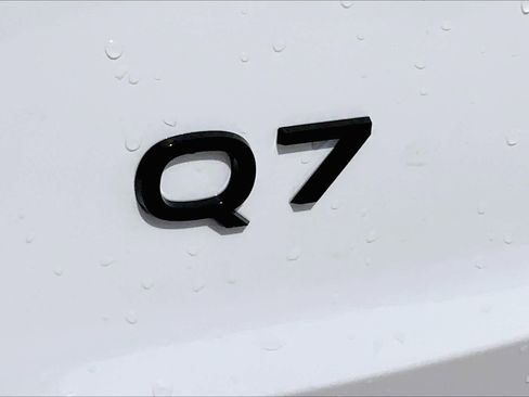 Used 2025 Audi Q7 3.0T Premium Plus image 15