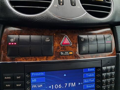 Used 2007 Mercedes-Benz CLK 550 Cabriolet image 15