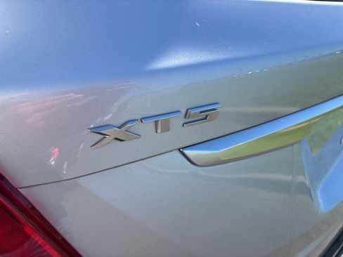 Used 2019 Cadillac XT5 FWD image 45