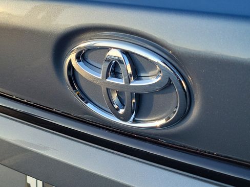 New 2026 Toyota Corolla LE image 7