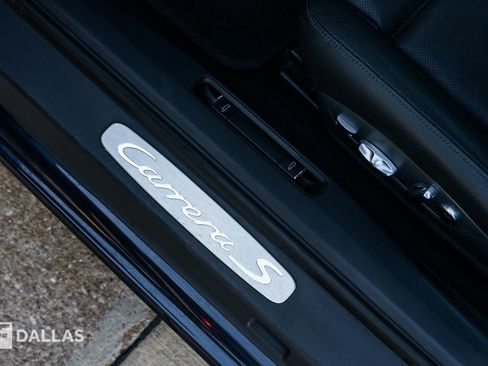 Used 2012 Porsche 911 Carrera S image 21