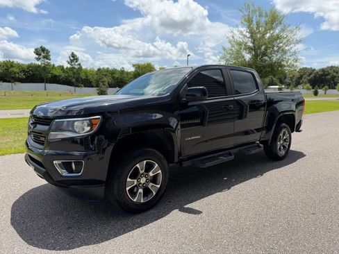 Used 2017 Chevrolet Colorado Z71 AWD/4WD image 5
