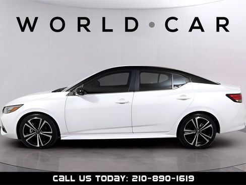 Used 2023 Nissan Sentra SR w/ Electronics Package image 7