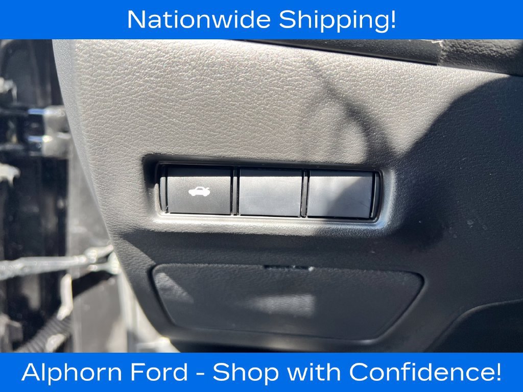 Used 2026 Nissan Sentra SR w/ Floor Mat Package FWD image 13