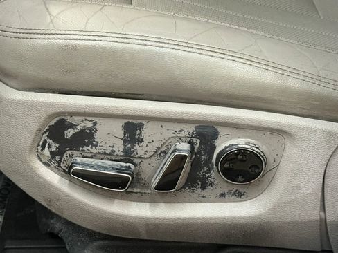 Used 2015 Hyundai Genesis 3.8 image 25