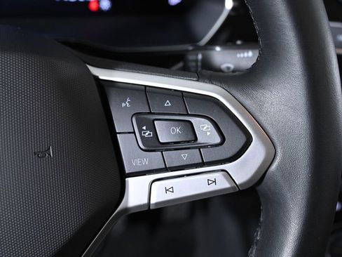 Used 2024 Volkswagen Jetta SE image 12