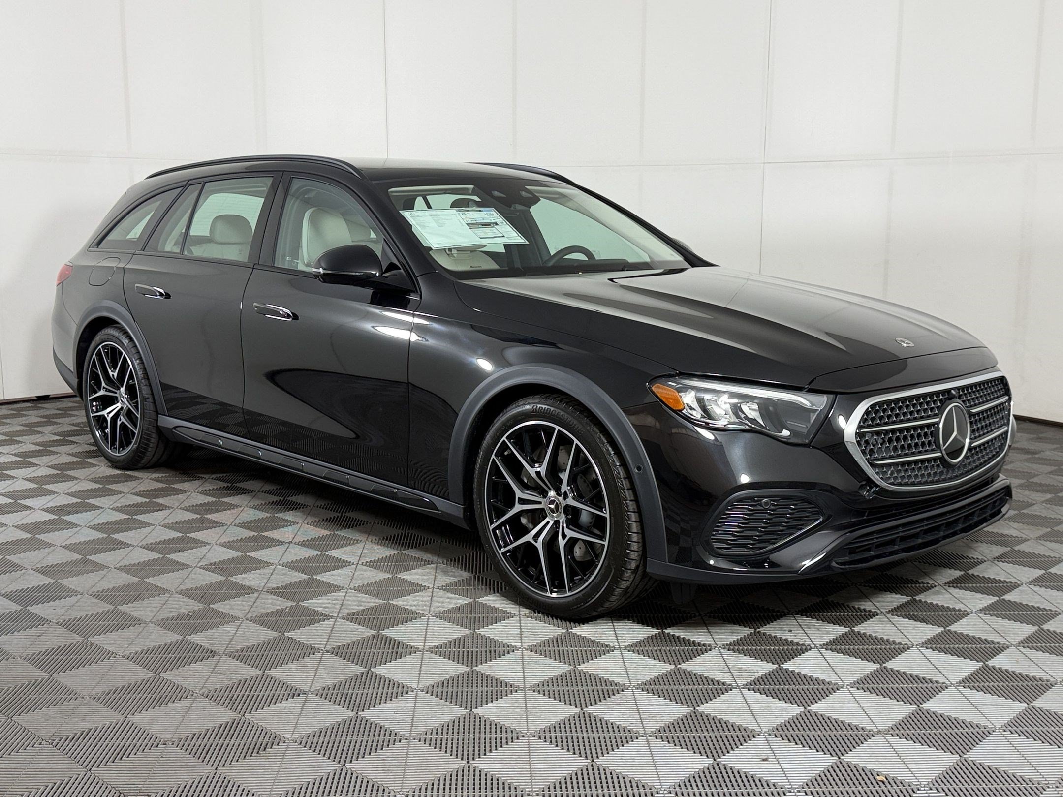 New 2027 Mercedes-Benz E 450 4MATIC All-Terrain Wagon image 7